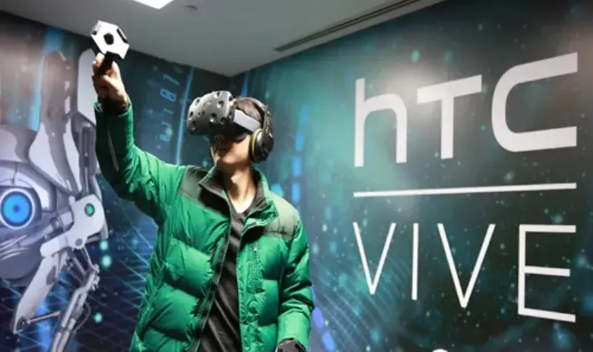 HTC Vive 虛擬實境頭戴式裝置